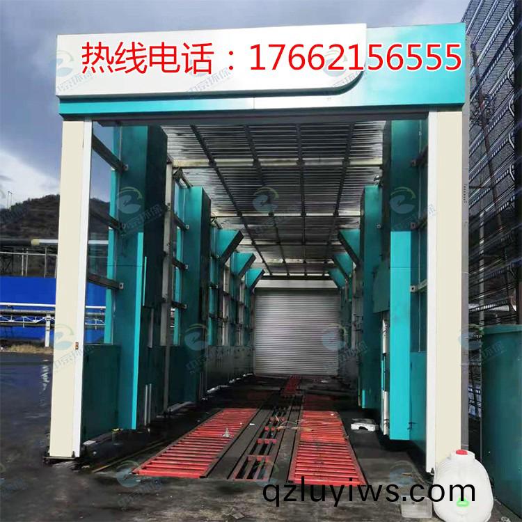 龍門式風(feng)榦型(xing)工(gong)程(cheng)洗車機(ji)