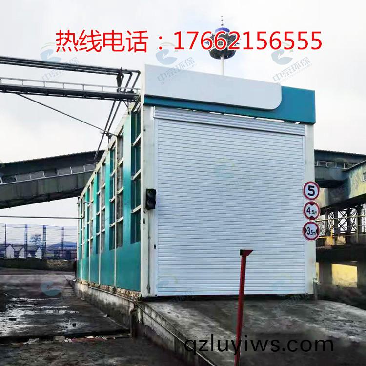 龍(long)門式風(feng)榦(gan)型工(gong)程洗車機(ji)